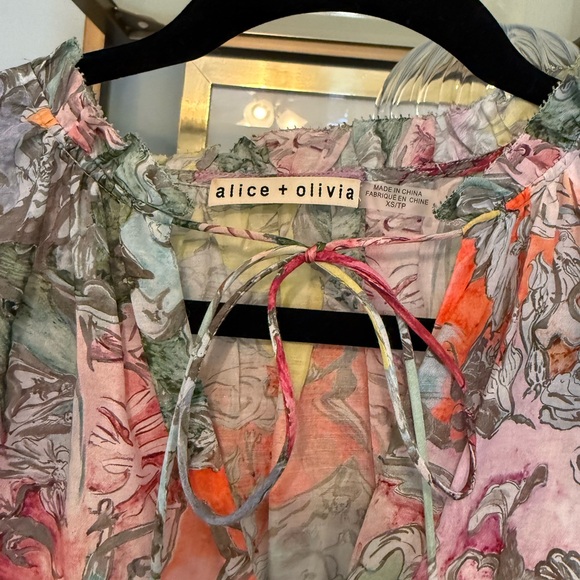 Alice + Olivia x X LOLA SCHNABEL Julius Tunic Blouse - Picture 7 of 10